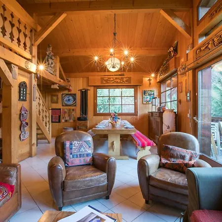 Les Praz-de-chamonix Chalet Sleeps 11 Chalet *