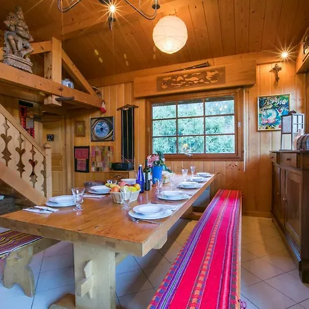 Chalet Les Praz-de-chamonix Chalet Sleeps 11 Chamonix